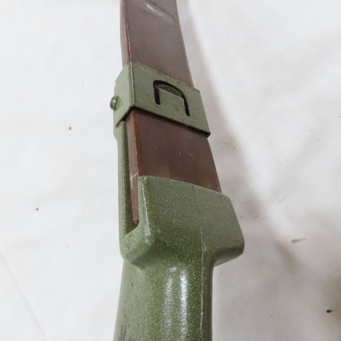 Vintage Bear 76er Takedown Recurve Bow 58" 50# - 4