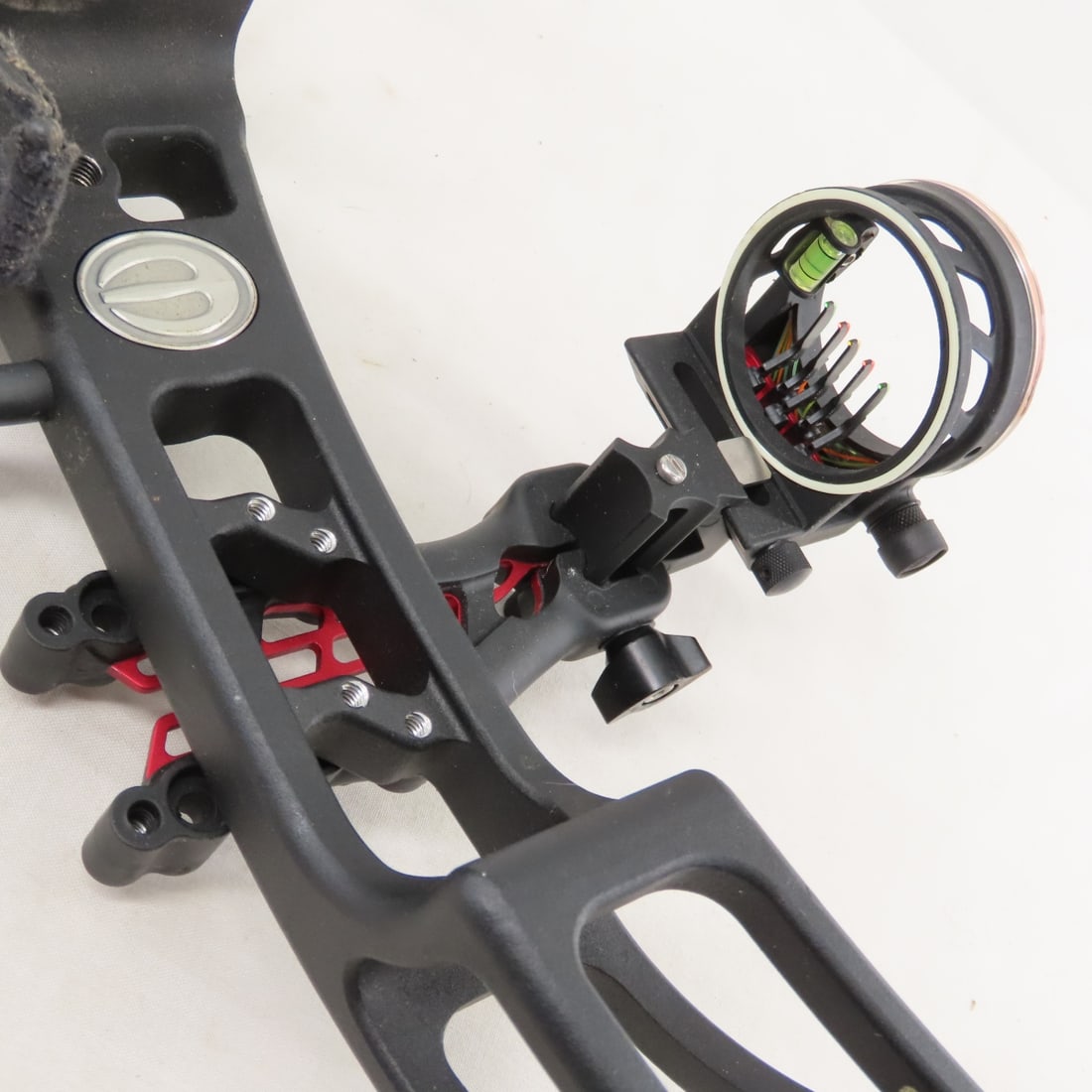 Synergy Elite Compound Bow and Bag - 9