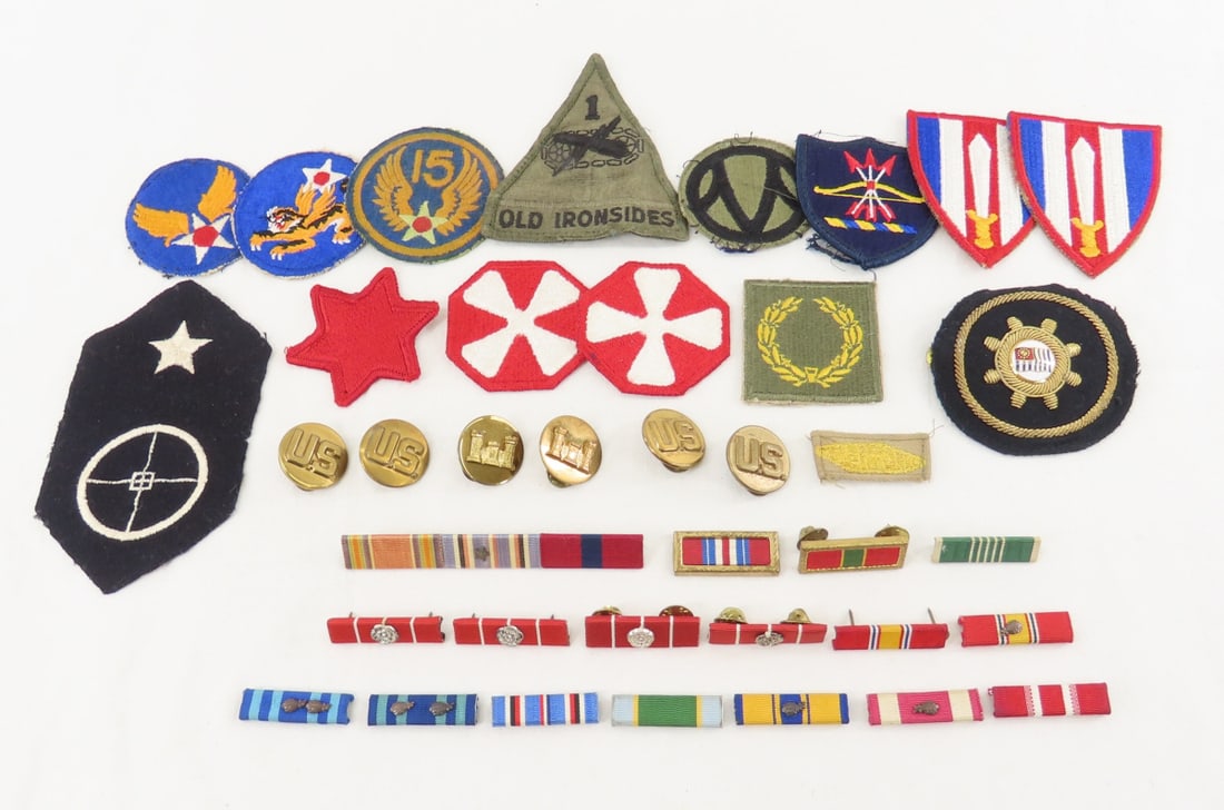 WWII US Patches, Power Squadrons Bullion Patch: WWII US Patches, Power Squadrons Bullion Patch - Old Ironsides, Flying Tigers and more. LOT SIZE: 3x3x3" 1 LB All information and photos, which are part of the description) are intended to be as accur