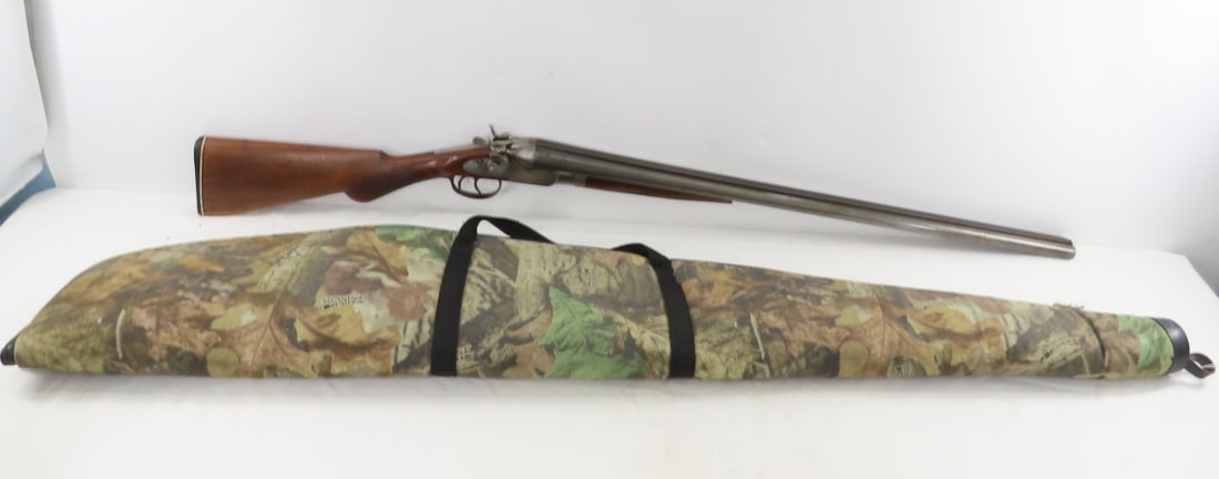 Crescent Arms 16GA SxS Hammer Shotgun: Crescent Arms 16GA SxS Hammer Shotgun - SN# 401453 (matching), break action, 28" double barrel side by side with front bead sight, double trigger, exposed hammer, checkered wood forearm and pistol gri
