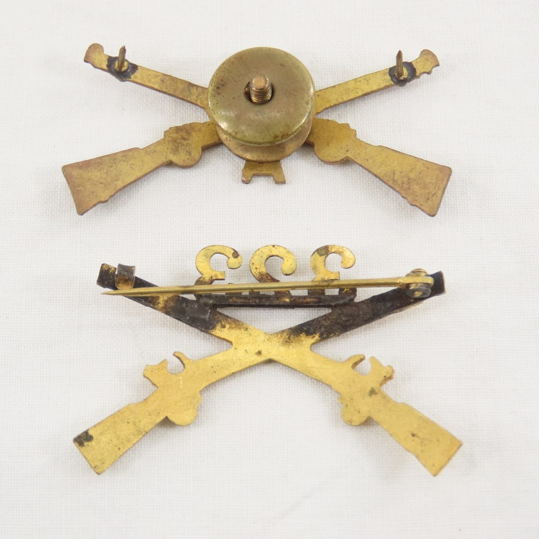 7 SpanAm War Era Crossed Rifle Collar insignia - 7