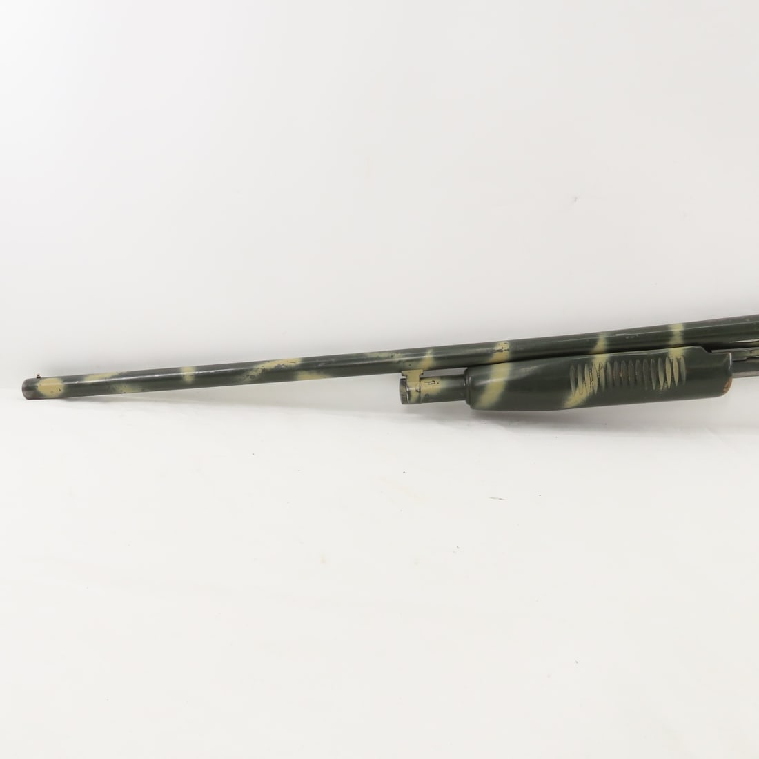 Western Field M550AD 12 GA Pump Action Shotgun - 5
