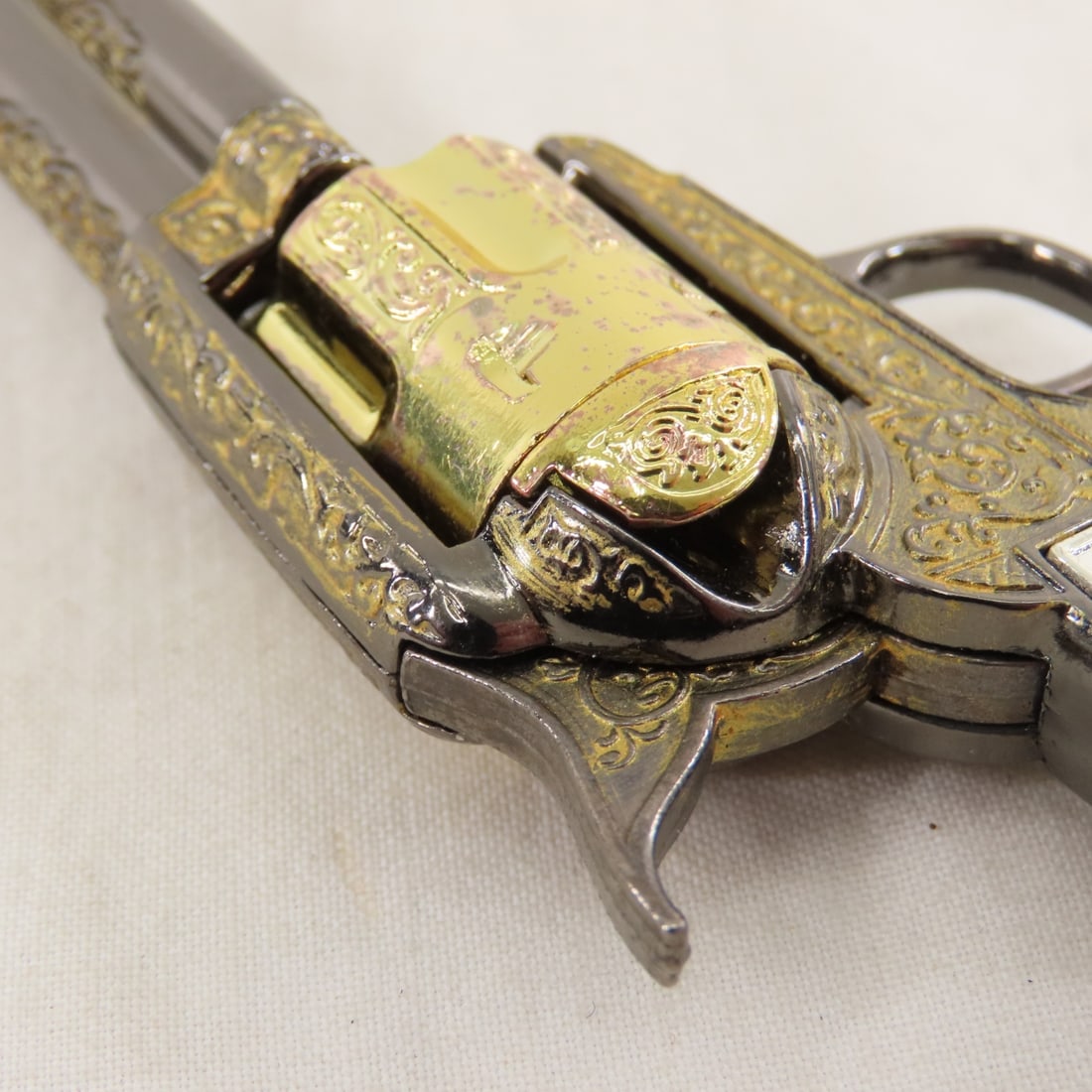 Metal 7 inch Replica .45 M1873 Colt Revolver - 4