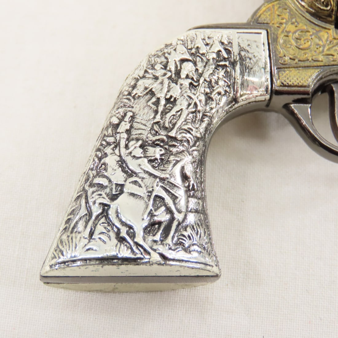 Metal 7 inch Replica .45 M1873 Colt Revolver - 6