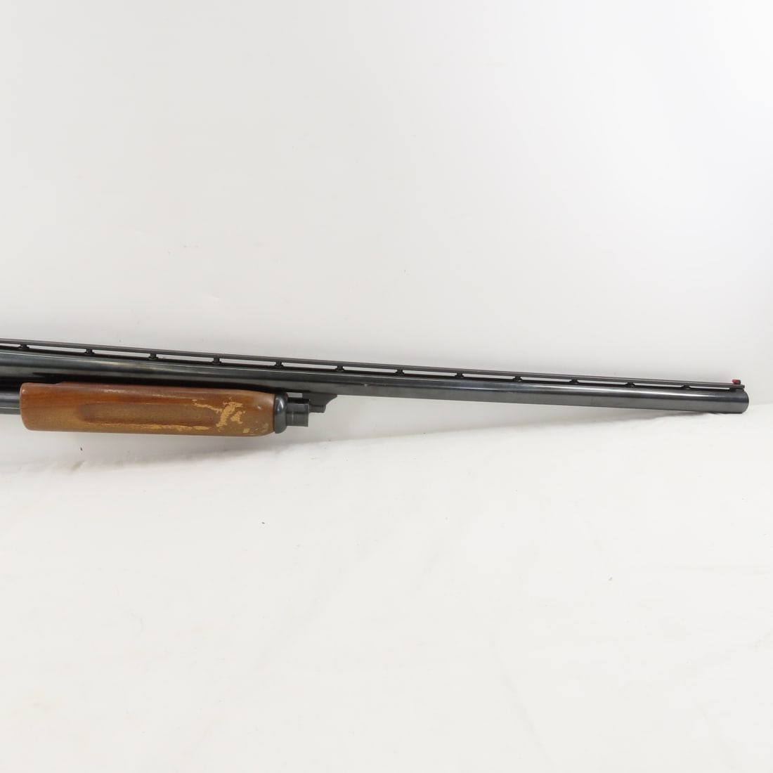 Hiawatha Model 130 VR 12GA Pump Action Shotgun - 3