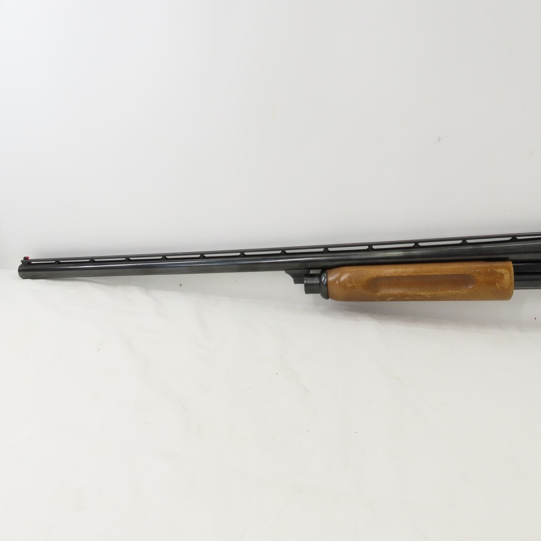 Hiawatha Model 130 VR 12GA Pump Action Shotgun - 5