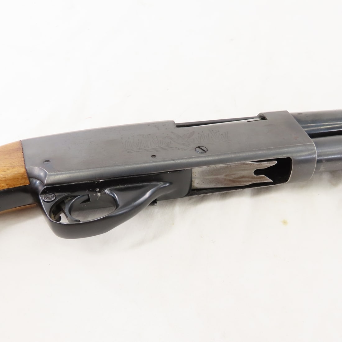 Hiawatha Model 130 VR 12GA Pump Action Shotgun - 7