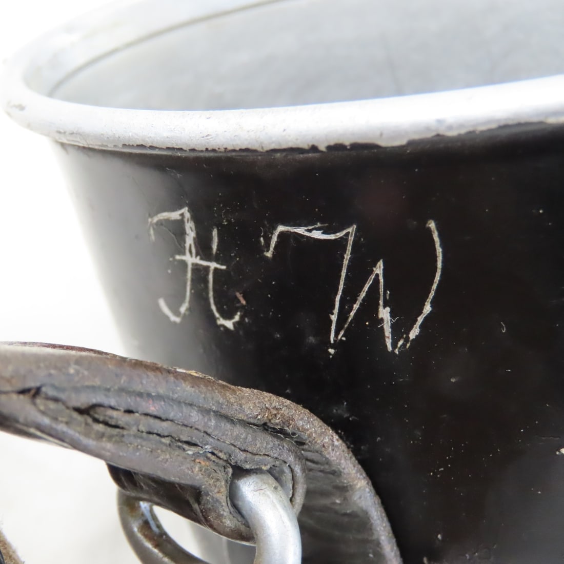 WWII German M31 Canteen with cup - 11