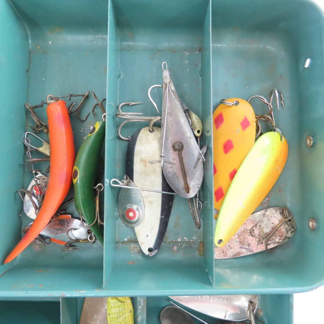 Vintage Metal Union Tackle Box with Lures & Gear - 4