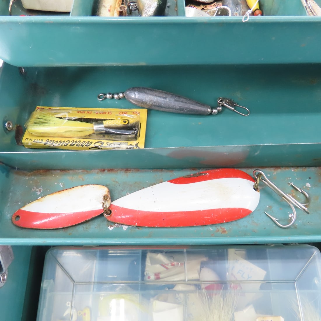 Vintage Metal Union Tackle Box with Lures & Gear - 5