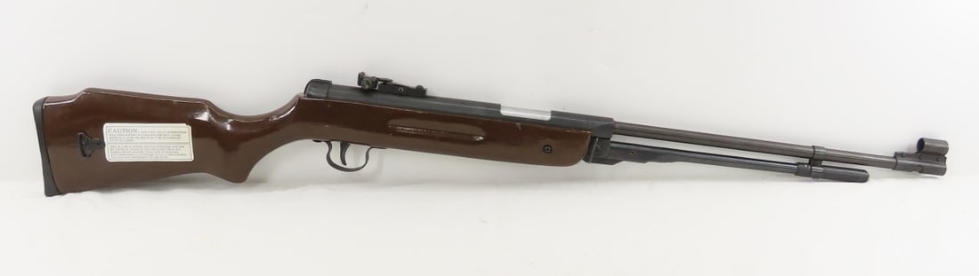 Unbranded Chinese Under Lever B3 Air Rifle: Unbranded Chinese Under Lever B3 Air Rifle - front hooded sight, rear adjustable sight, 16" barrel, 40.5" OAL, believed to be a .177- please verify before firing, wood pistol grip stock with raised
