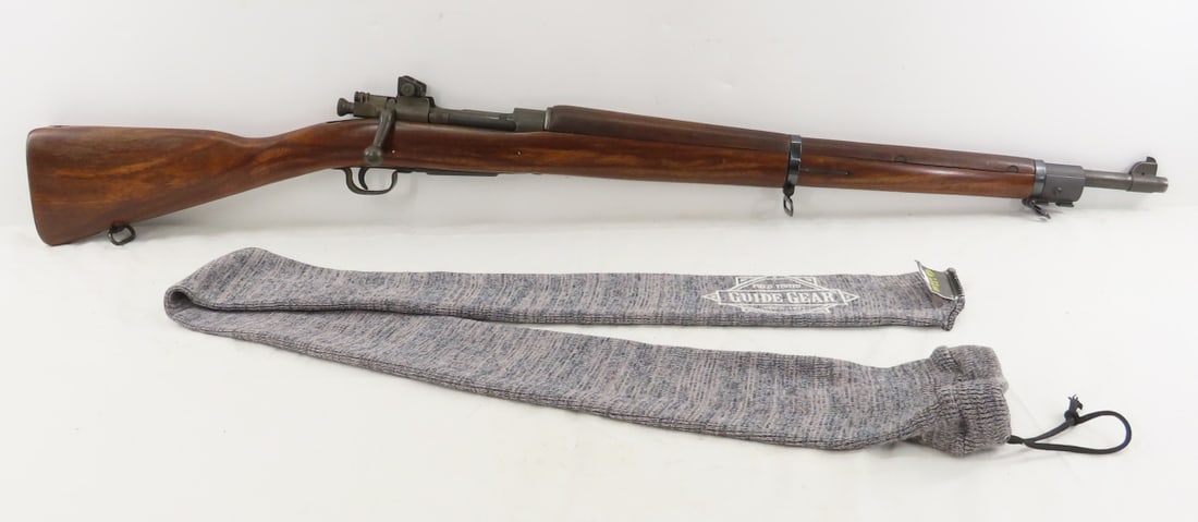 US Remington Model 03-A3 Rifle .30-06: US Remington Model 03-A3 Rifle .30-06 - SN# 4092128, bolt action, matching 24" barrel marked RA (flaming ordnance) 12-42) with front blade sight, rear aperture sight, revarnished wood stock marked