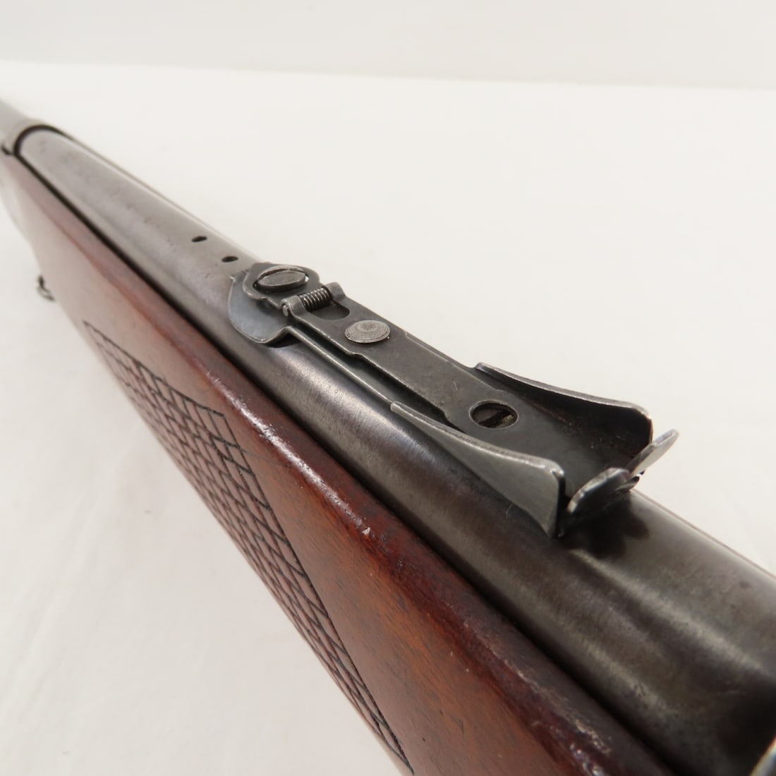 OF Mossberg 46B .22 S,L,LR Bolt Action Rifle - 9