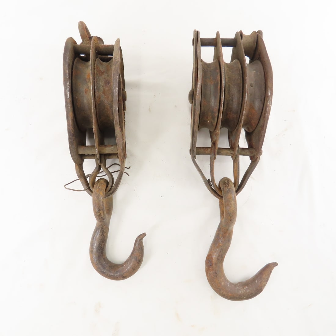 Antique Cast Iron Bathtub Feet set of 4 & more - 2