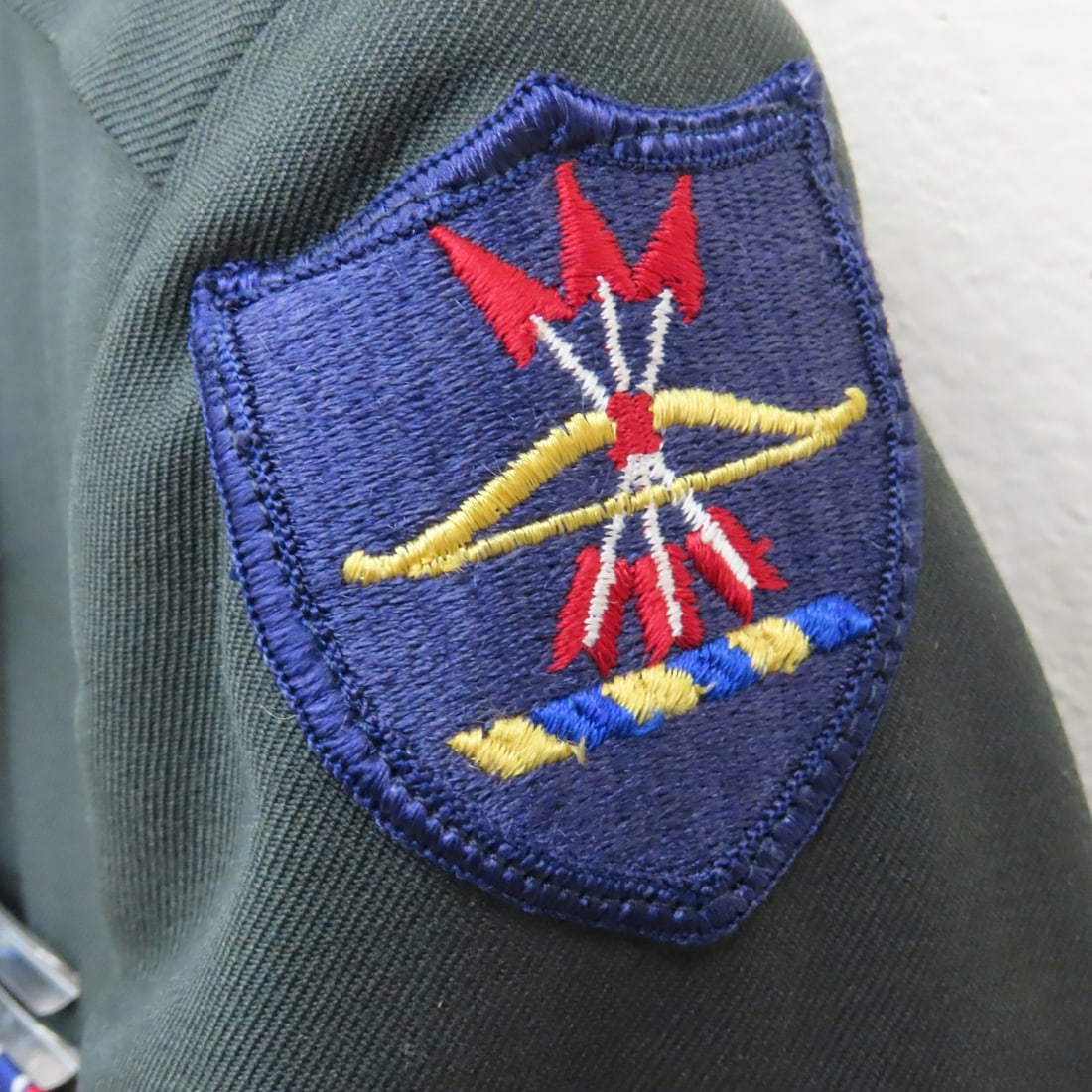 Vintage US Army Service Uniform, Insignia, Hat - 6