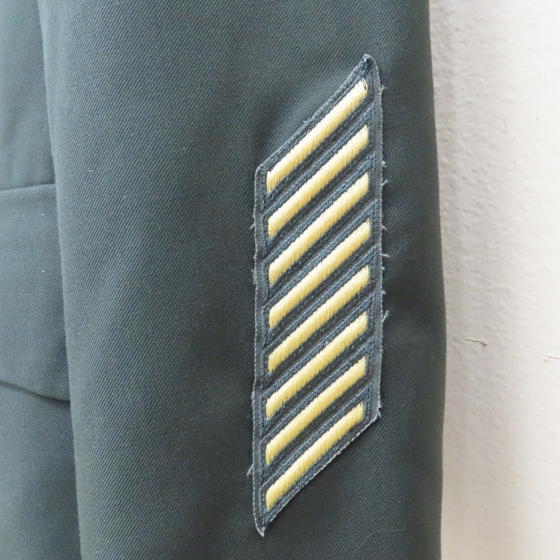 Vintage US Army Service Uniform, Insignia, Hat - 8