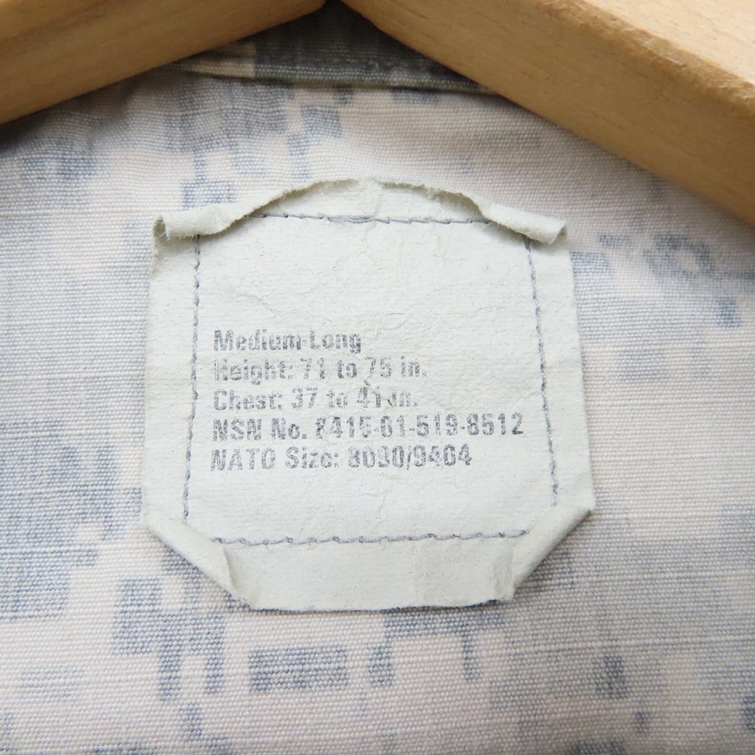 4 US Army 8090/9404 UCP Camo M/L Jackets/Pants - 9