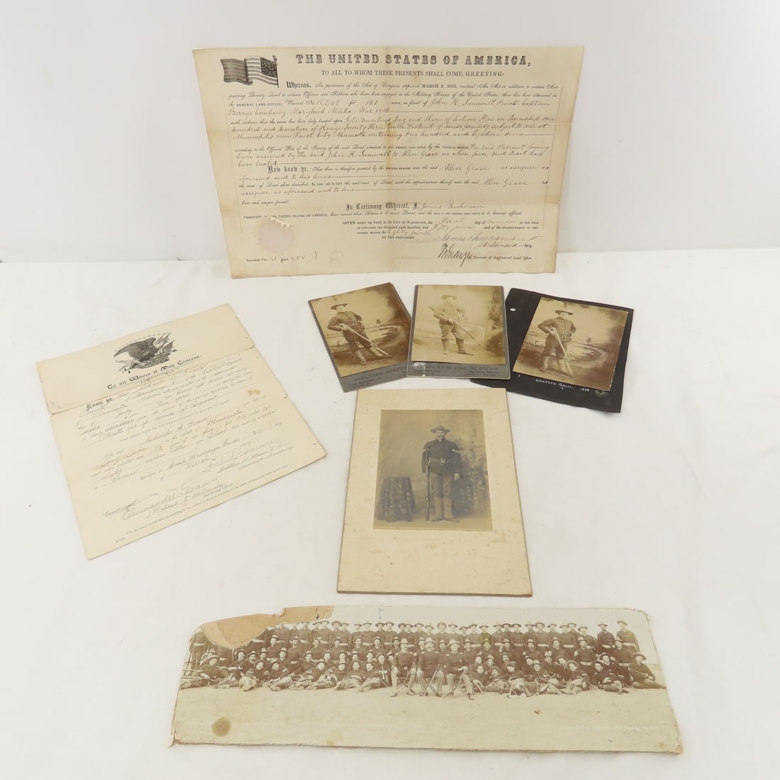 15th Minnesota Spanish American War Papers & Photo: 15th Minnesota Spanish American War Papers & Photo - LOT SIZE: 18x11x1" 1 LB All information and photos, which are part of the description) are intended to be as accurate as possible, but errors are