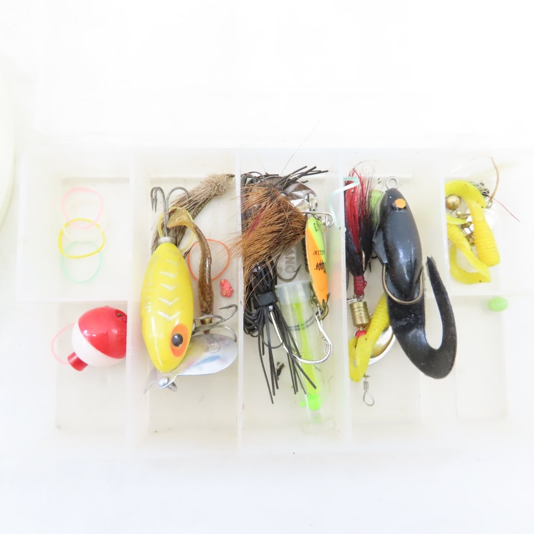 4 Vintage Metal & Plastic Tackle Boxes & Lures - 5