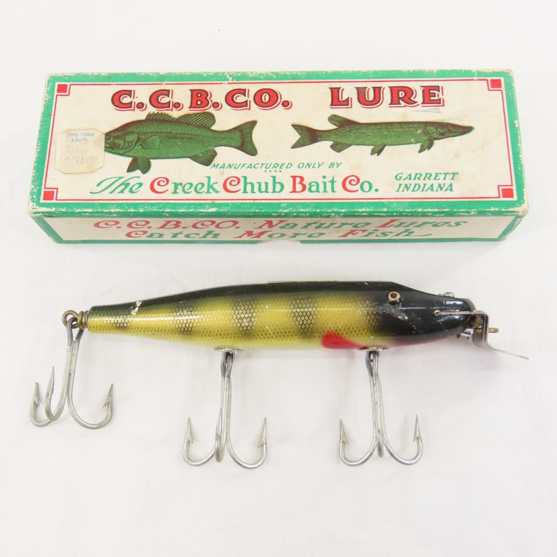 8 Vintage C.C.B.Co. Creek Chub Lures - 2