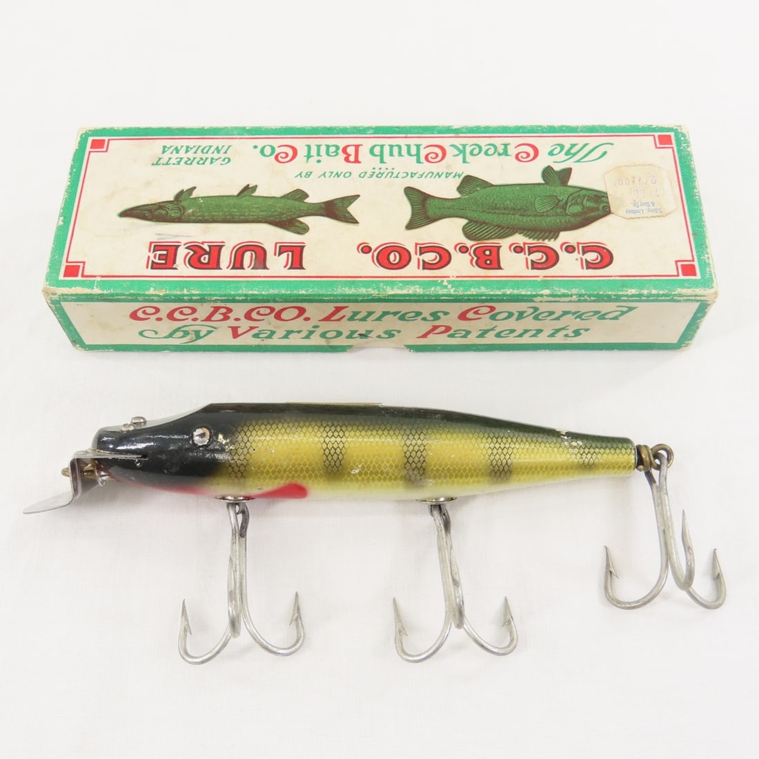 8 Vintage C.C.B.Co. Creek Chub Lures - 3