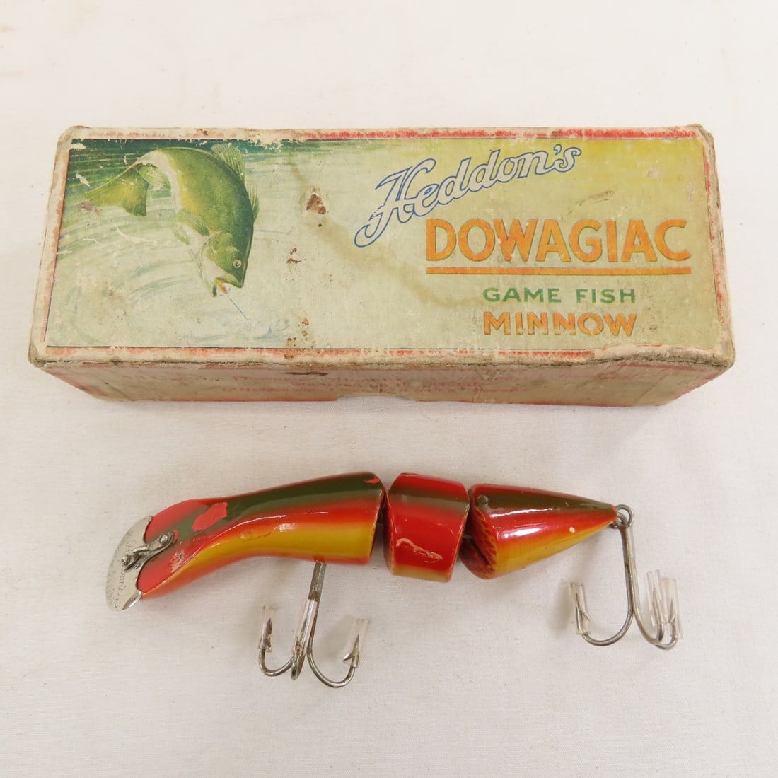 3 Heddon & 3 Pflueger Lures w/Boxes in Tackle Box - 6