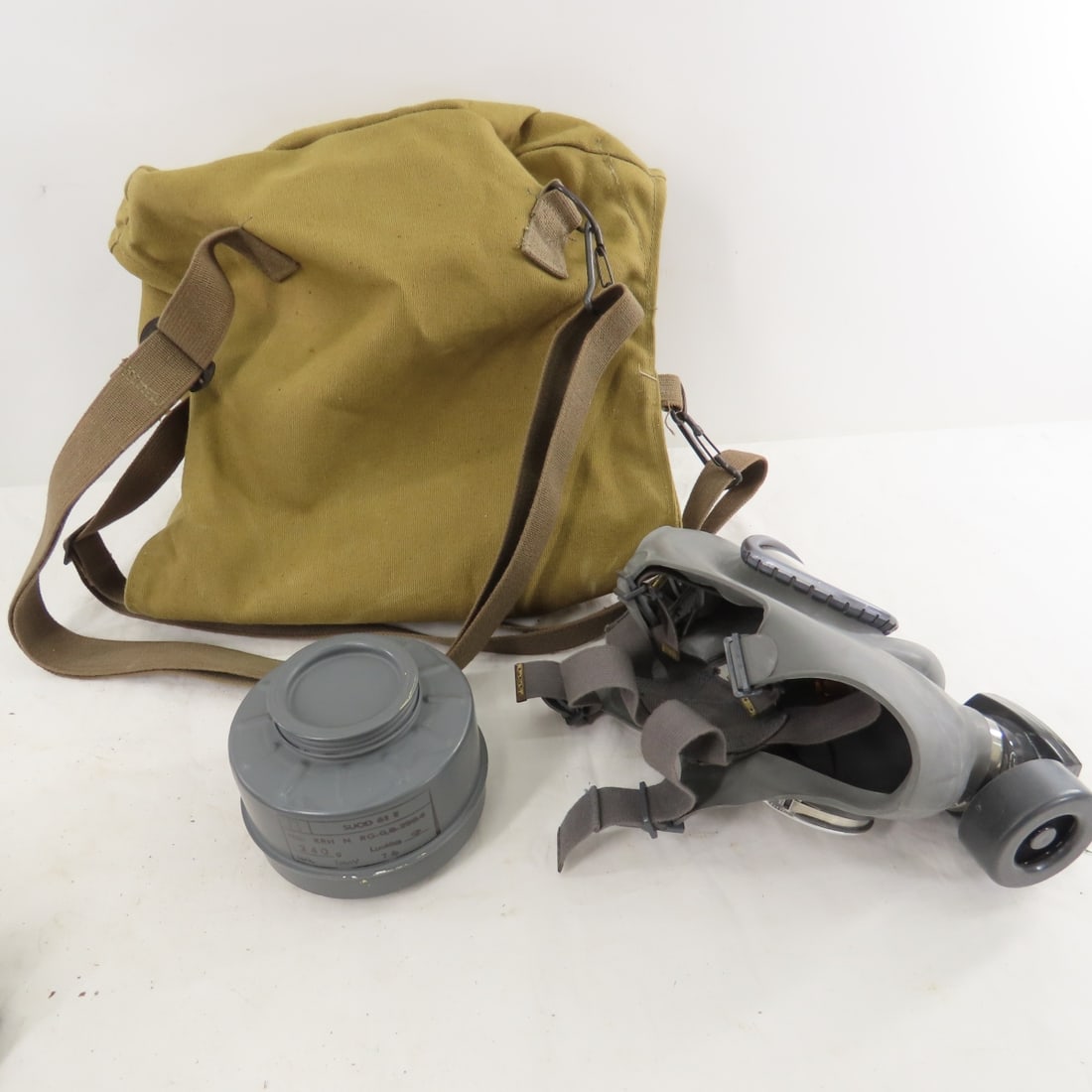 Military Ammo Pouches, Gas Mask, Canteens and more - 3