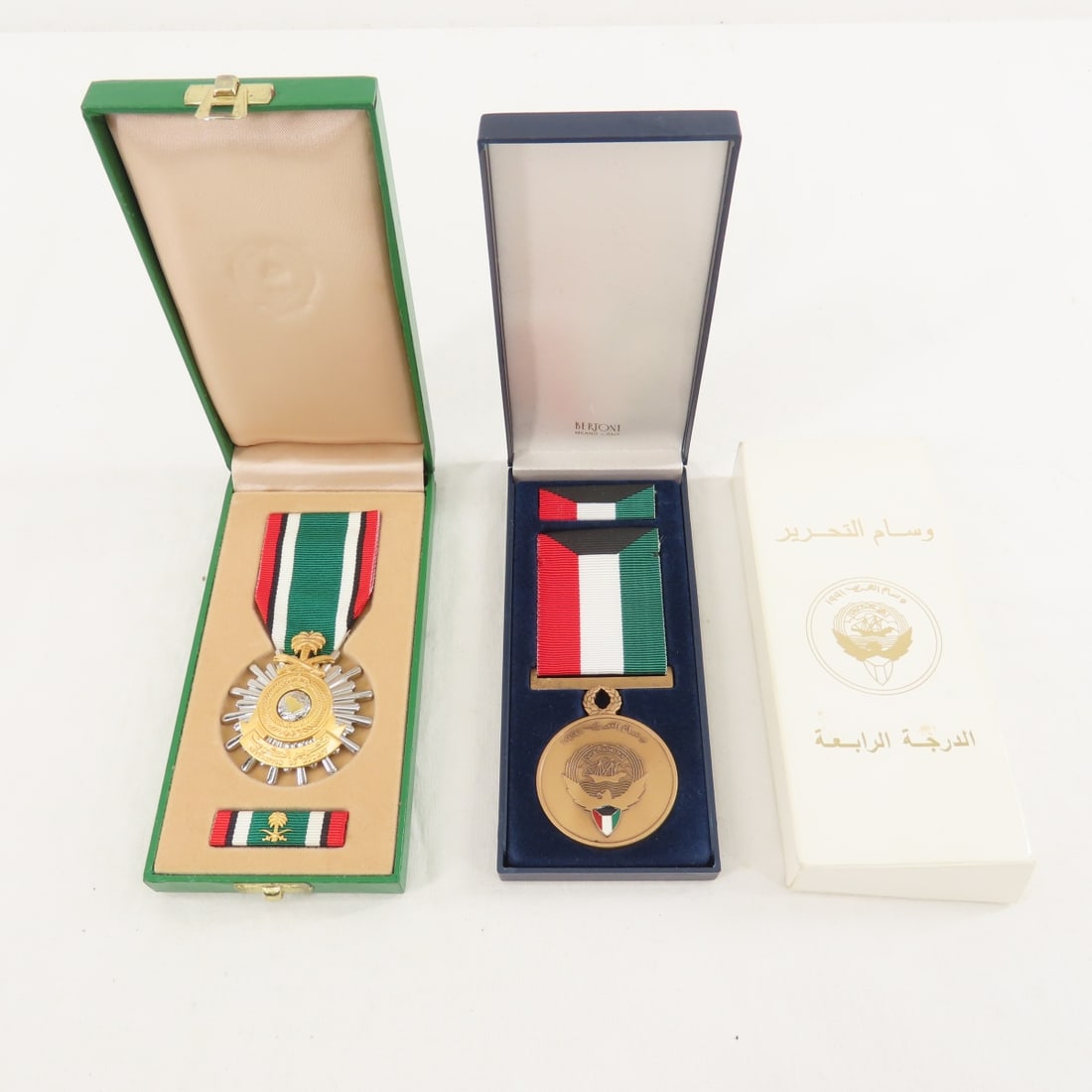 5 US Military Medals in Cases, Masonic & Others - 2
