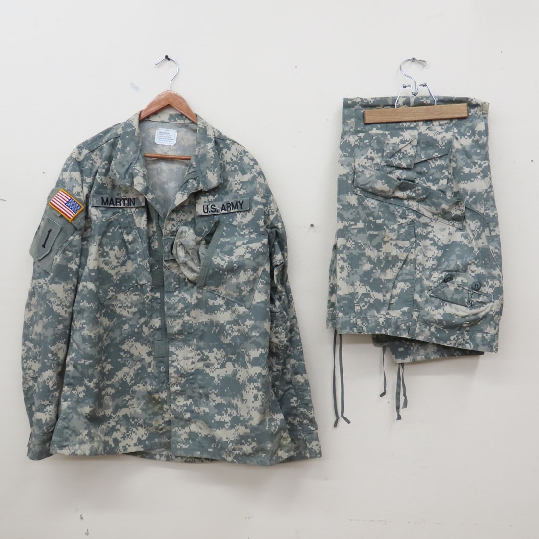 4 US Army ACU Jackets & Trousers UCP Camo - 10