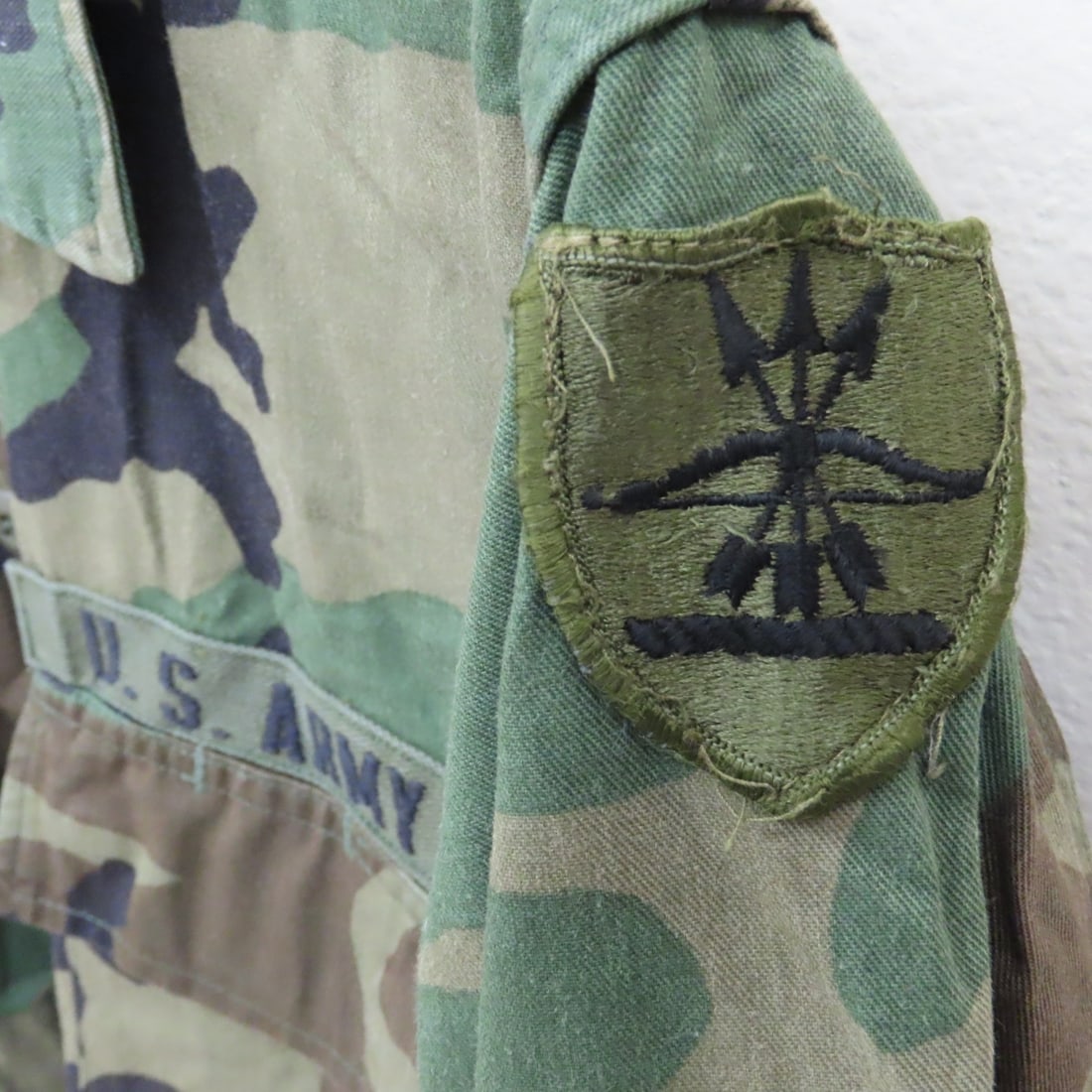 5 M/S US Army Woodland Camo BDU Jackets, Trousers - 12