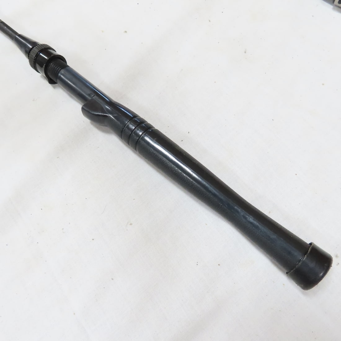 8 Fly, Spinning, Casting Fishing Poles - 5