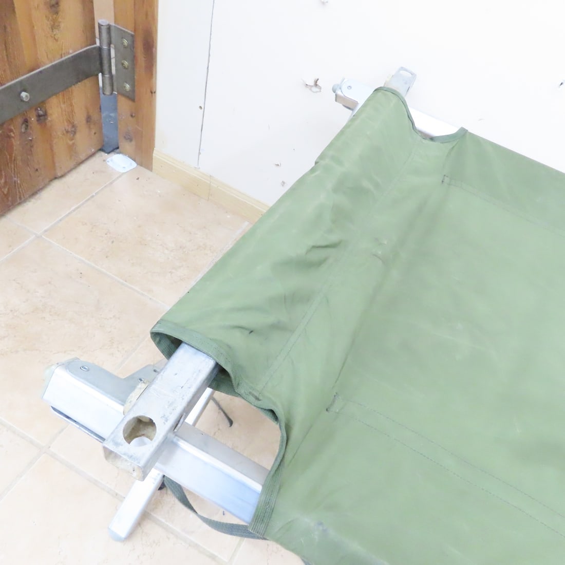 US Army Reyes FSCM 64307 Foldable Aluminum Cot - 3