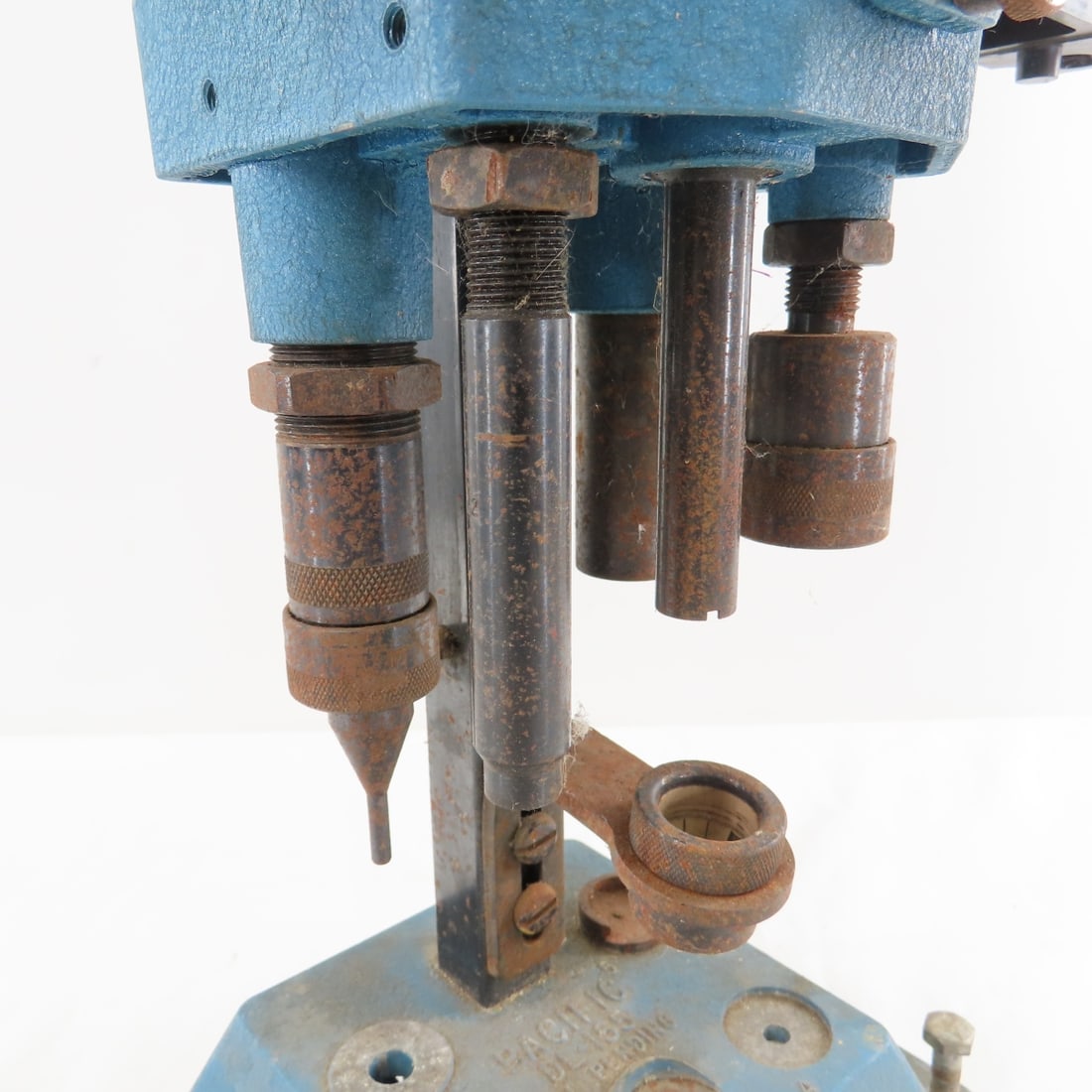 Pacific DL-155 Shotshell Reloading Press - 9