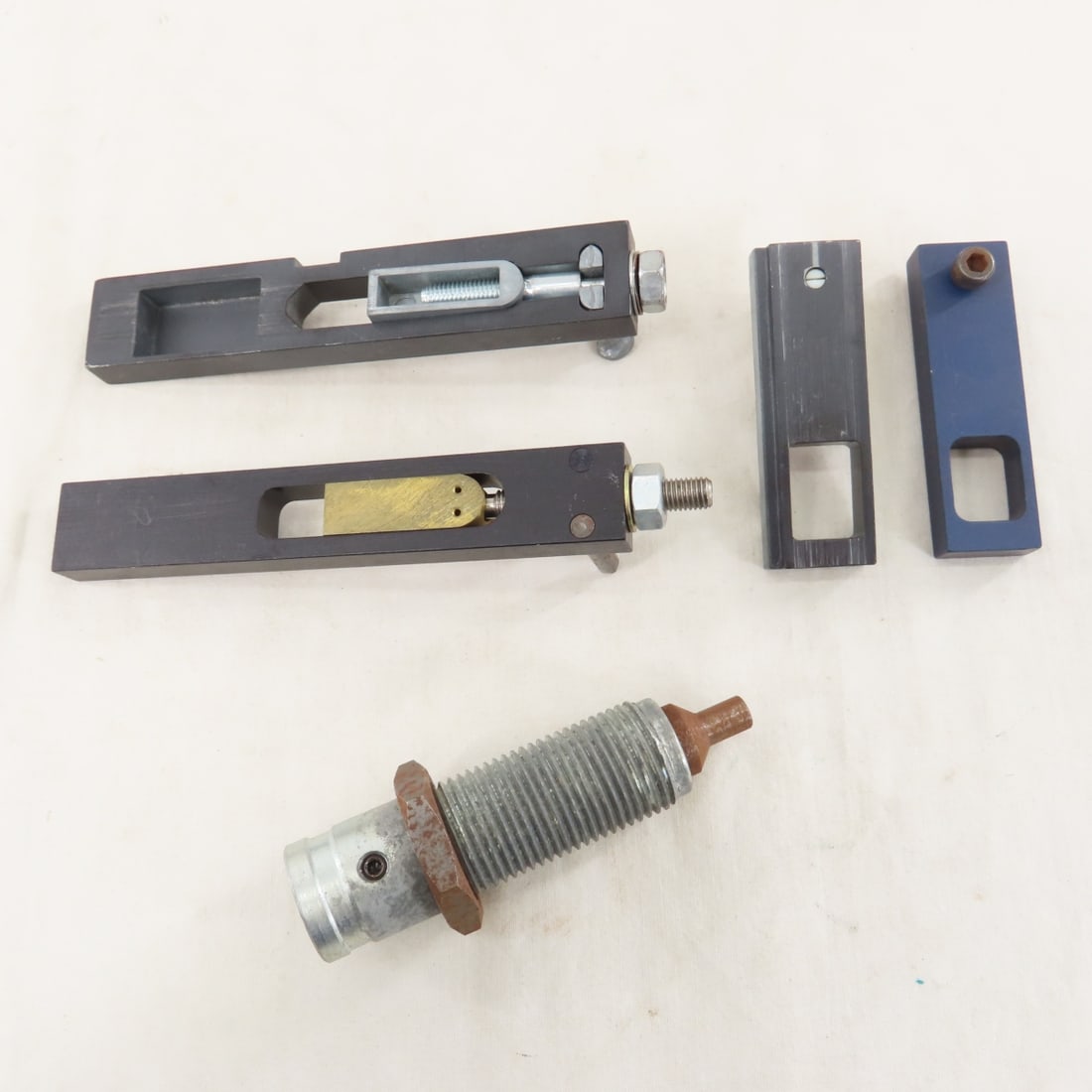 Reloading Dies, Plates, Scale, Funnels & Tools - 3
