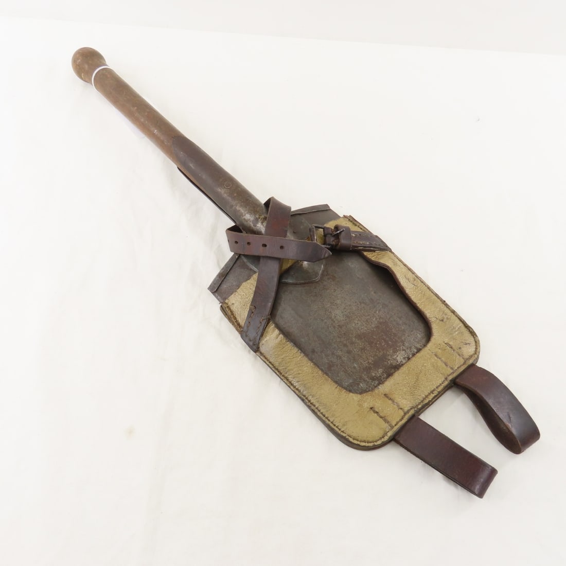 1943 German REX Straight Shovel w/Leather Carrier - 4