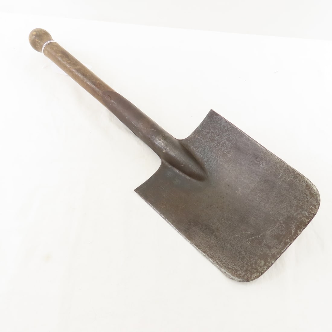 1943 German REX Straight Shovel w/Leather Carrier - 7