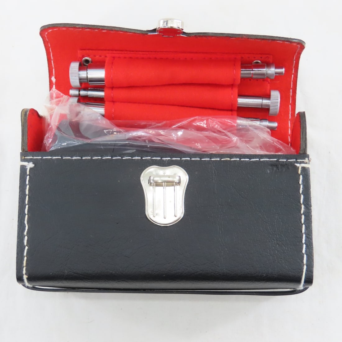 Bushnell Bore Sighter, Scope Mount & .22 Magazines - 8