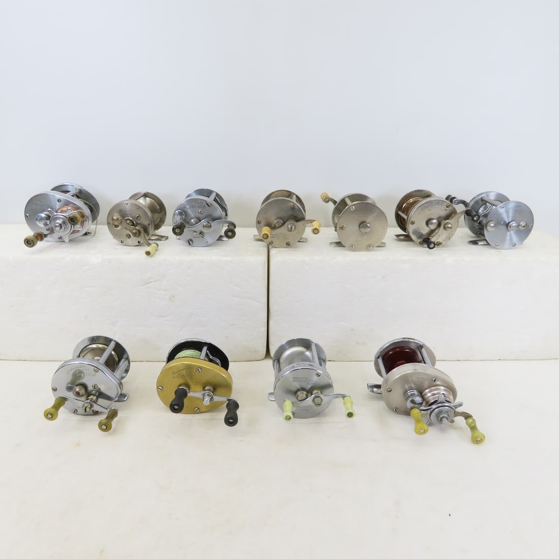 11 Vintage Shakespeare Baitcasting Reels (1 of 16)