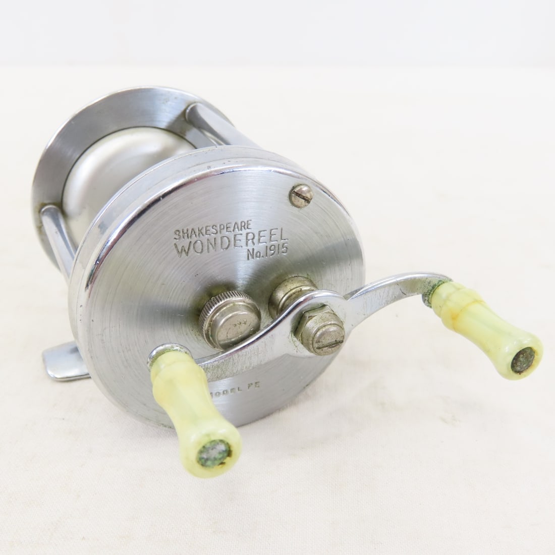 11 Vintage Shakespeare Baitcasting Reels - 3