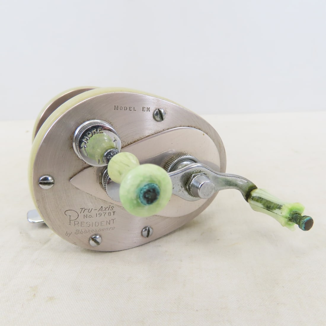9 Vintage Shakespeare Baitcasting Reels - 2