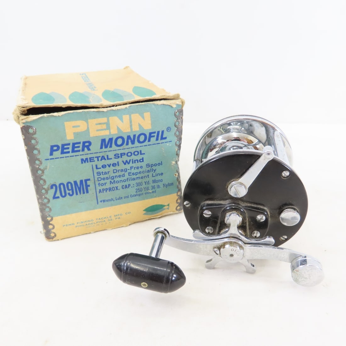 7 Vintage Penn Baitcasting Reels, Jigmaster - 2