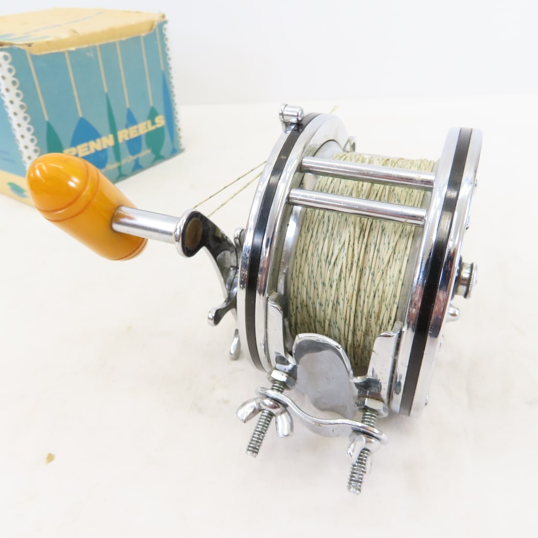 5 Vintage Penn Saltwater Fishing Reels, 113H - 4