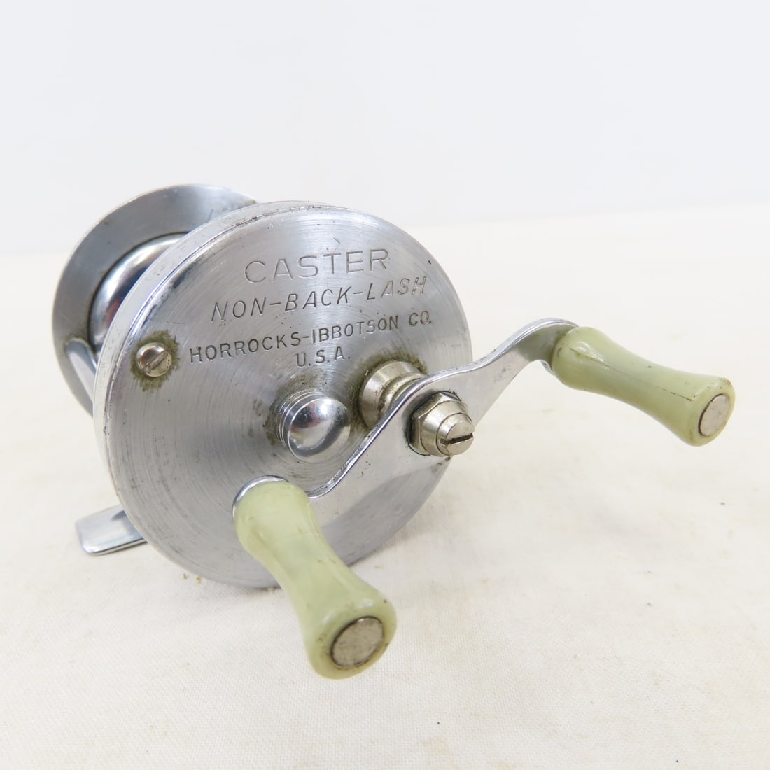 18 Vintage Baitcasting Reels, JA Coxe, Erie, Other - 13
