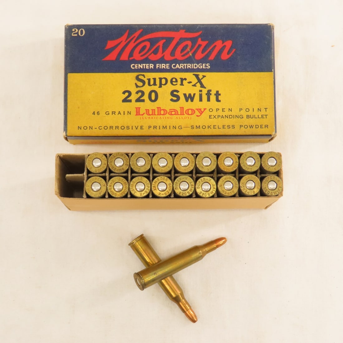 20 Rounds Vintage Western Super-X 220 Swift in box: 20 Rounds Vintage Western Super-X 220 Swift in box - 46 grain Lubaloy Open Point Expanding Bullet. LOT SIZE: 6x3x2" 1 LB All information and photos, which are part of the description) are intended to