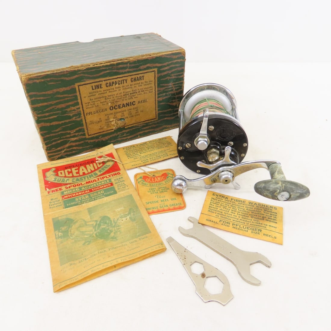 6 Vintage Saltwater Fishing Reels, Heddon, Garcia - 2