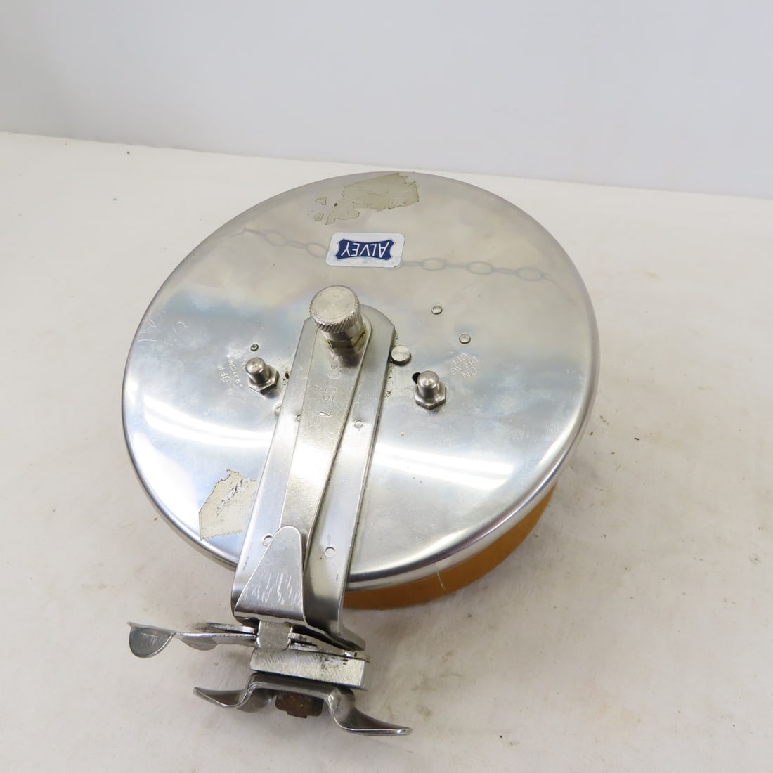 6 Vintage Saltwater Fishing Reels, Heddon, Garcia - 7