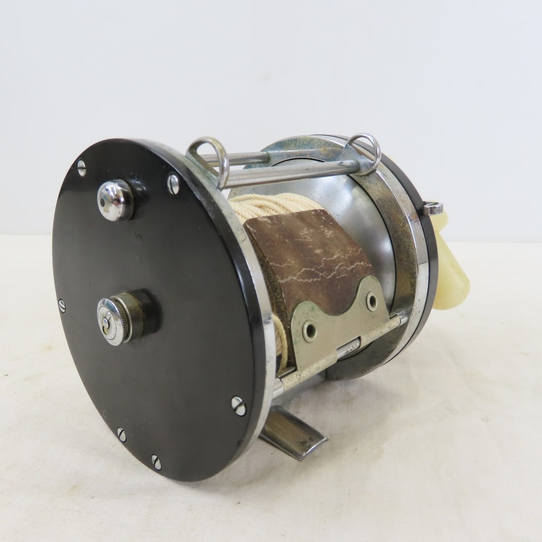 Vintage Pflueger 1420-1/2 Templar Trolling Reel - 5