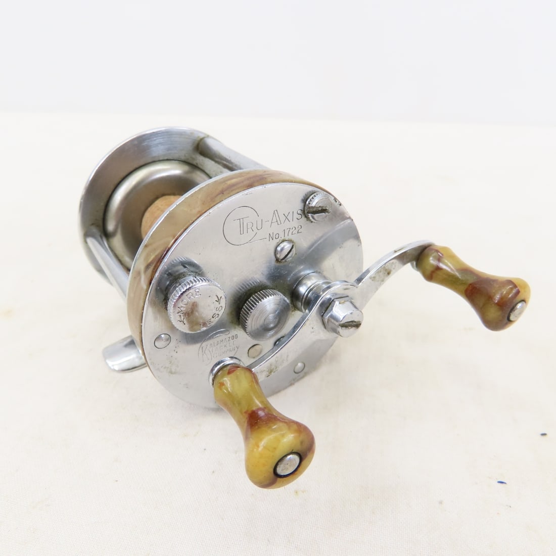 19 Vintage Baitcasting Reels, Shakespeare Pflueger - 9