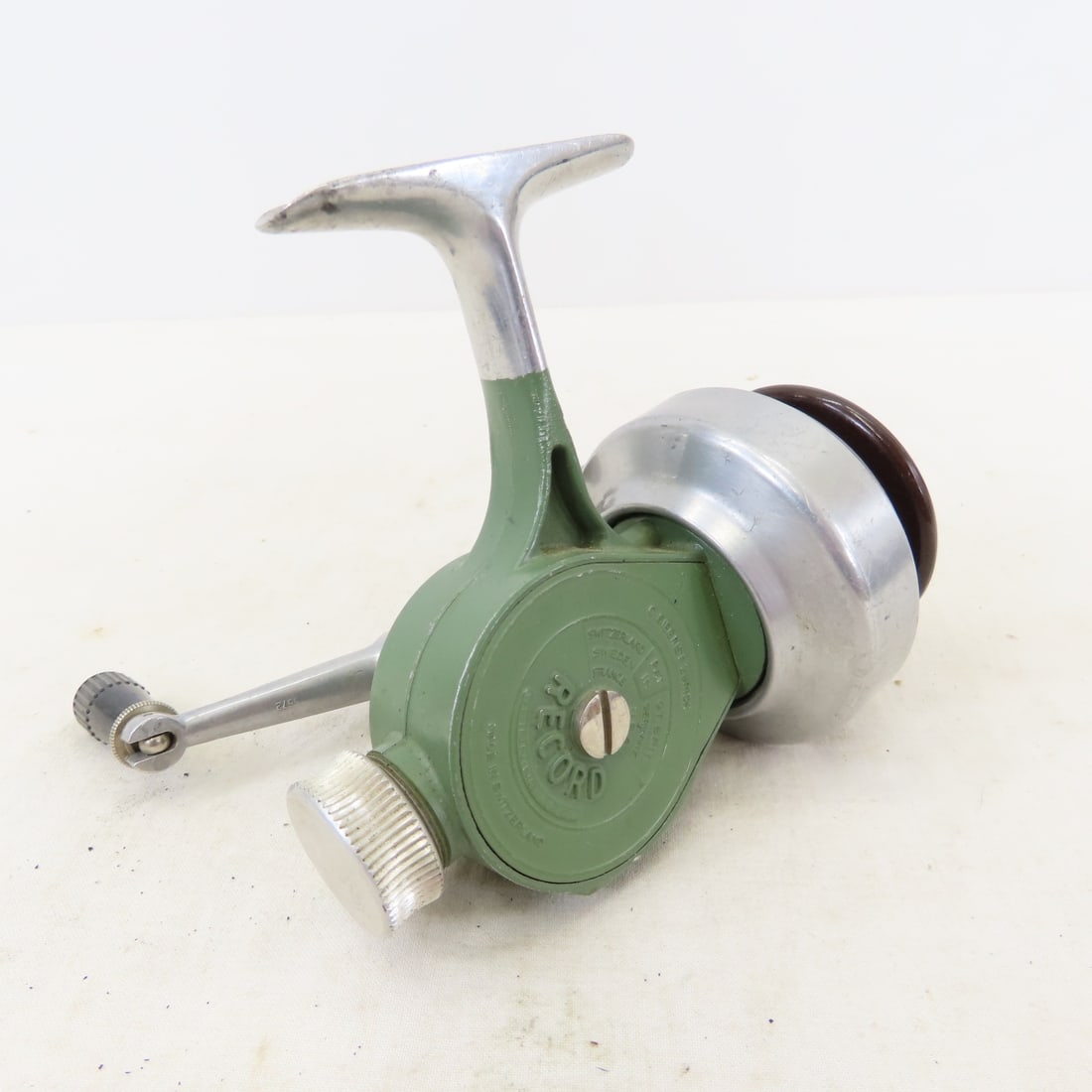18 Vintage Open-Face Spinning Reels, Mitchell - 12
