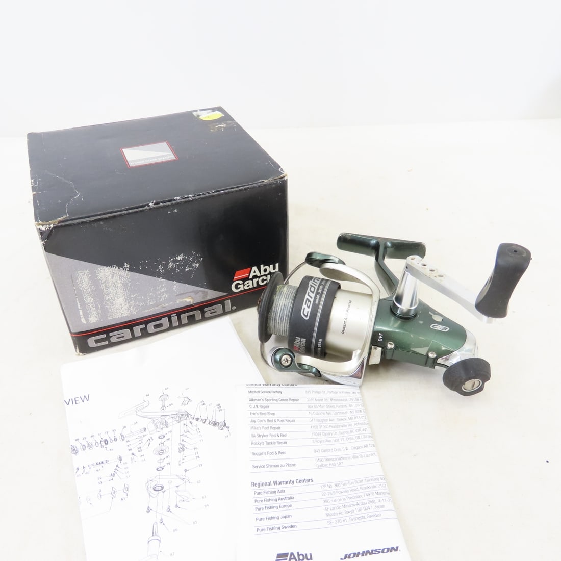 18 Vintage Open-Face Spinning Reels, Mitchell - 4